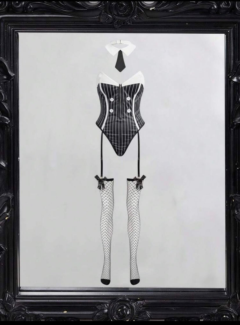 Body bandeau rayé pour femme – Lingerie à boutons design ✨