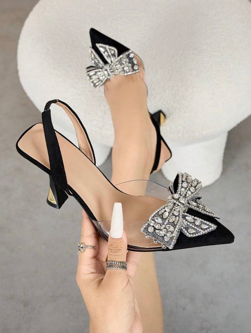 Escarpins élégants pour femme à bout pointu en PVC transparent avec nœud strass et bride, talons kitten idéals pour soirée, mariage et occasions spéciales, couleur champagne