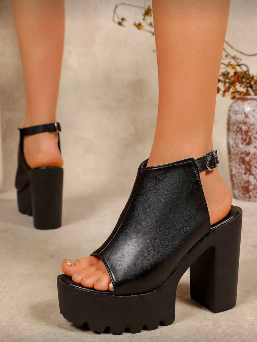 Sandales à Talon Haut Femme – Talon Épais Style Romain, Coupe Large, Printemps/Été