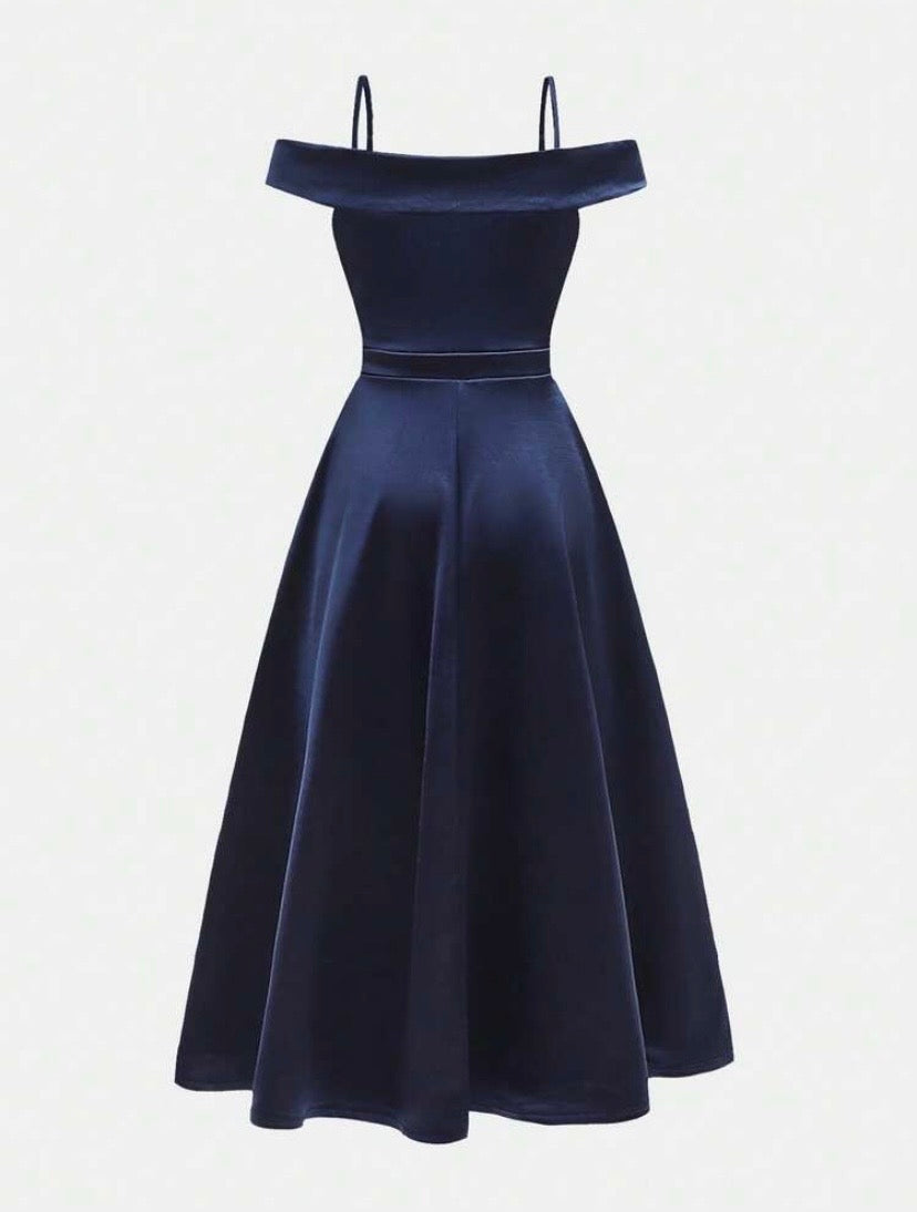 Robe Longue Velours Fille Épaule Dénudée – Style Princesse