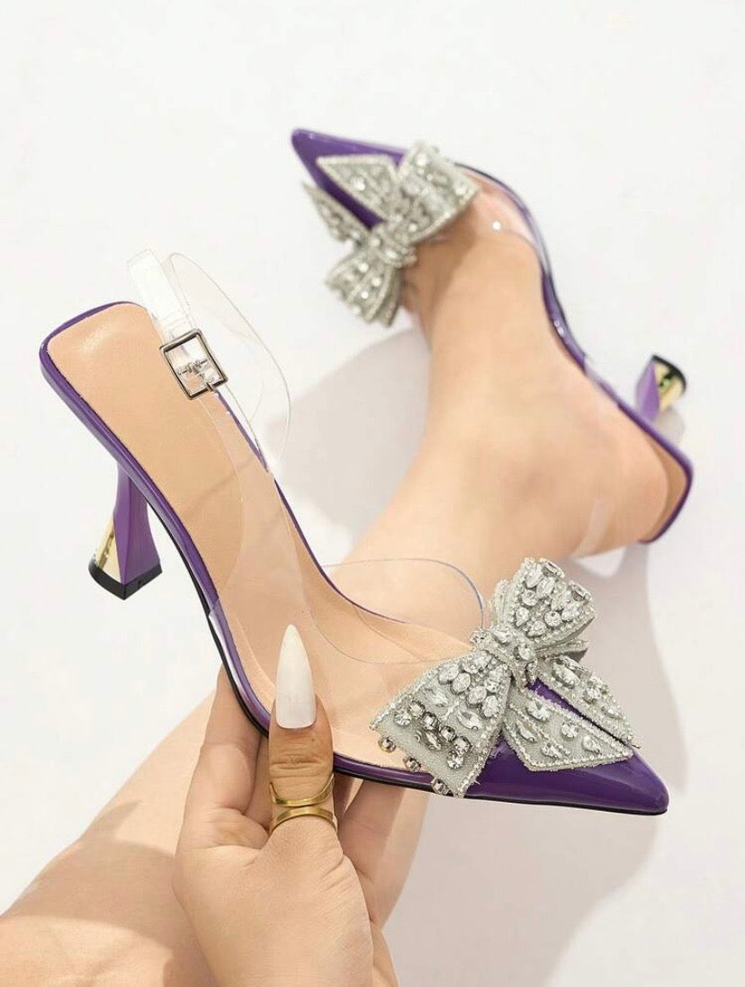 Escarpins élégants pour femme à bout pointu en PVC transparent avec nœud strass et bride, talons kitten idéals pour soirée, mariage et occasions spéciales, couleur champagne