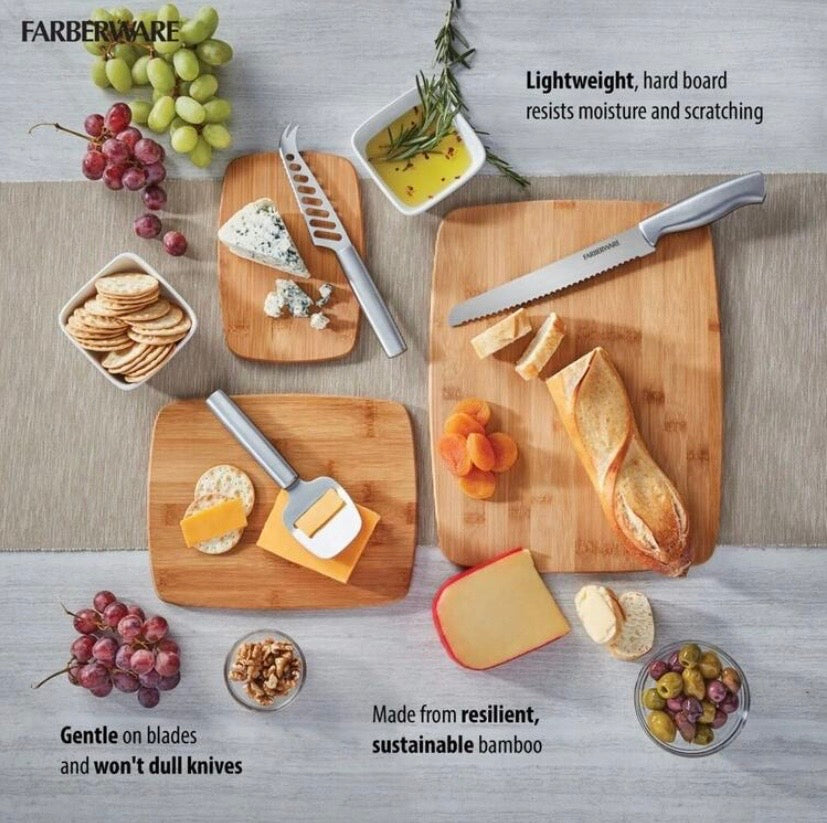Lot de 3 planches à découper en bambou avec patins antidérapants, idéales pour la préparation et la découpe en cuisine.