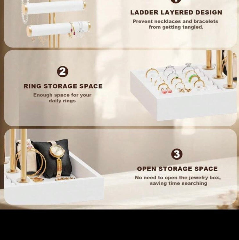 Présentoir à bijoux 3 niveaux beige avec support pour colliers, bracelets et bagues, idéal pour organiser et exposer ses accessoires.
