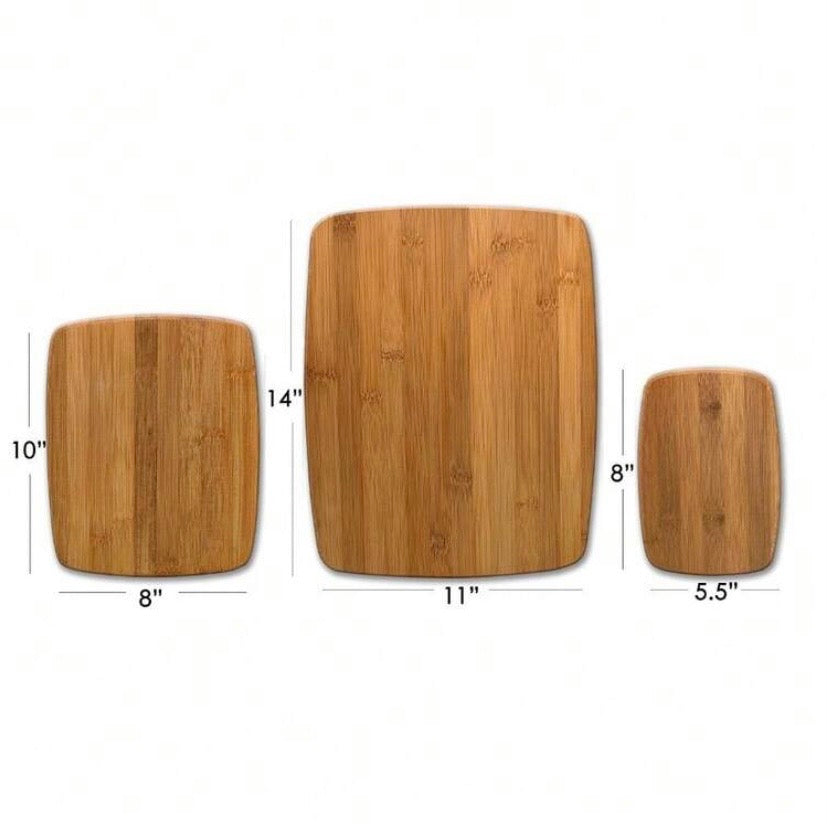 Lot de 3 planches à découper en bambou avec patins antidérapants, idéales pour la préparation et la découpe en cuisine.