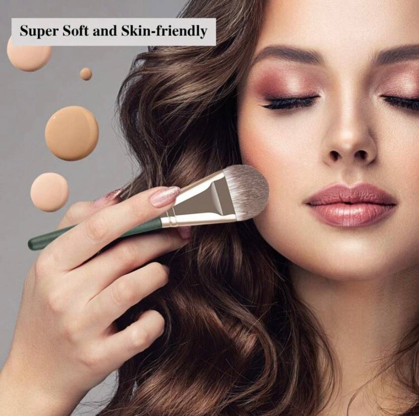 Set de 14 Pinceaux de Maquillage Kabuki, Poils Nylon Hypoallergéniques, Manche ABS, Vert Foncé, Pour Tous Types de Peau