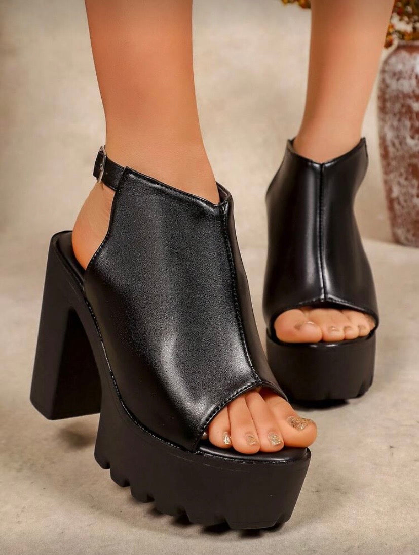 Sandales à Talon Haut Femme – Talon Épais Style Romain, Coupe Large, Printemps/Été