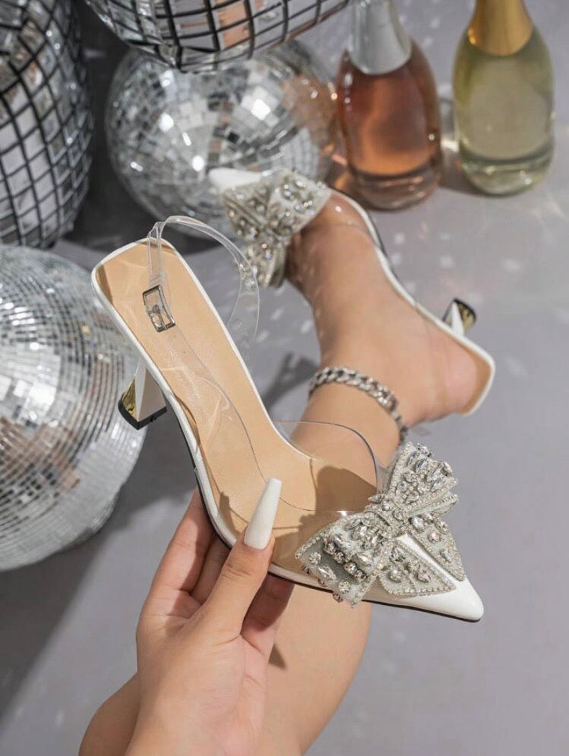 Escarpins élégants pour femme à bout pointu en PVC transparent avec nœud strass et bride, talons kitten idéals pour soirée, mariage et occasions spéciales, couleur champagne