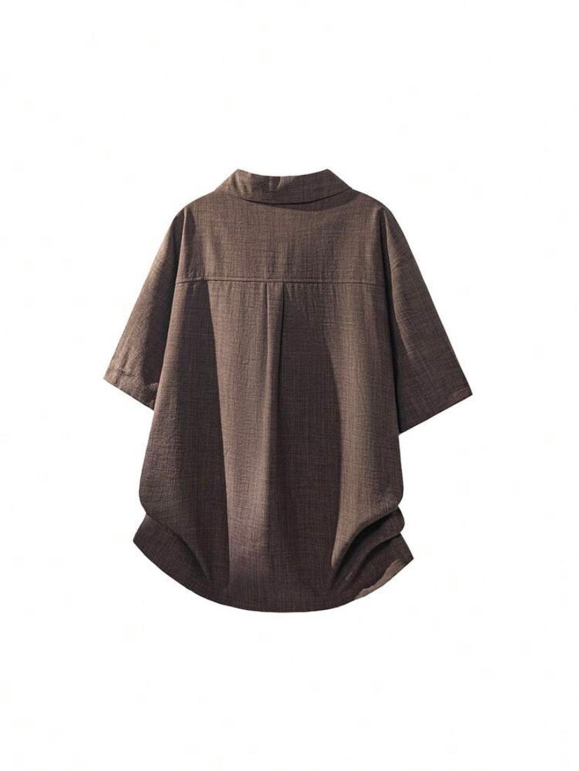 Chemise décontractée pour homme coupe ample effet lin, légère et respirante, idéale pour les vacances d’été et les sorties décontractées.