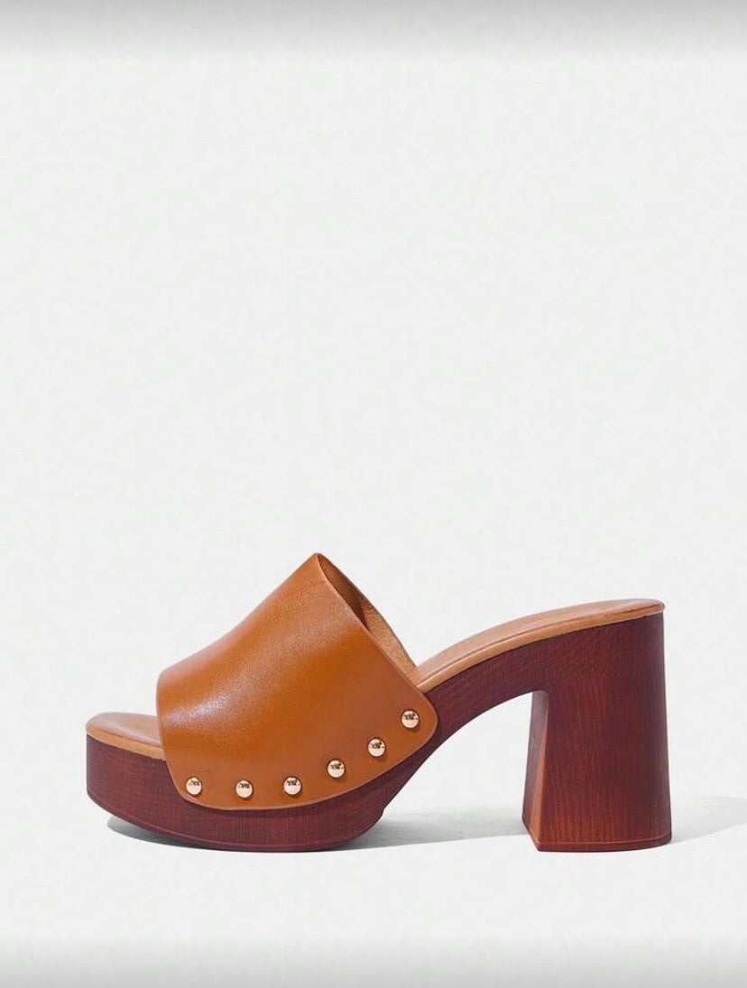 Escarpins Femme à Talon Moyen – Bout Rond, Style Élégant et Confortable, Enfilage Facile