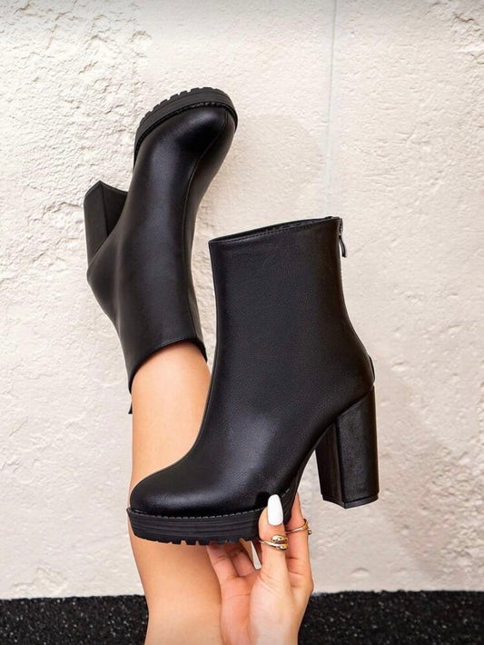 Bottines Chelsea Femme à Plateforme – Talon Haut Épais, Bout Rond, Style Élégant avec Ornements Raffinés