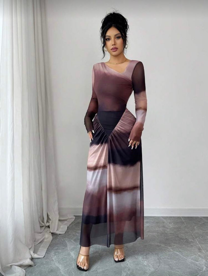 Robe élégante à maille et imprimé tie-dye, col asymétrique, coupe ajustée avec bas volant et fronces ✨
