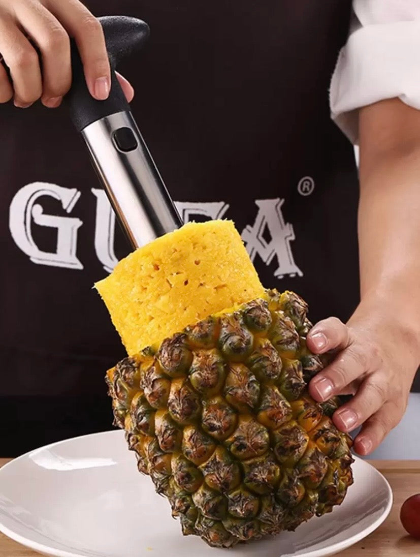 Vide-ananas en acier inoxydable avec manche plastique, outil multifonction pour éplucher et découper facilement l’ananas.