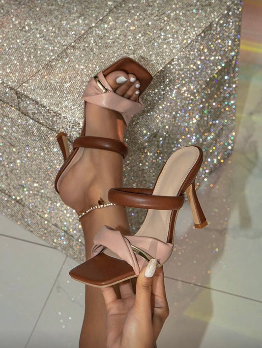 Escarpins à talons hauts bout carré color block, style polyvalent pour le quotidien 👠✨