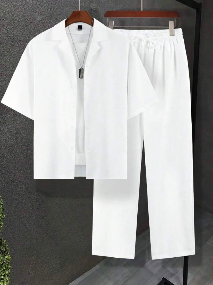 Ensemble décontracté pour homme coupe ample en couleur unie avec chemise à col à revers et pantalon confortable.