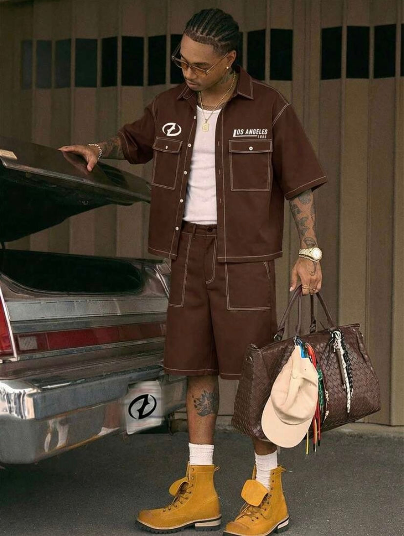 Ensemble décontracté pour homme avec chemise à boutons et short assorti à contrastes de couleurs, idéal pour l’été et les loisirs.