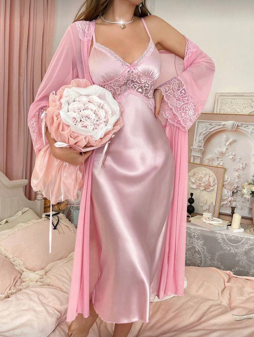 Ensemble Femme Robe Longue Satin & Dentelle – Élégant